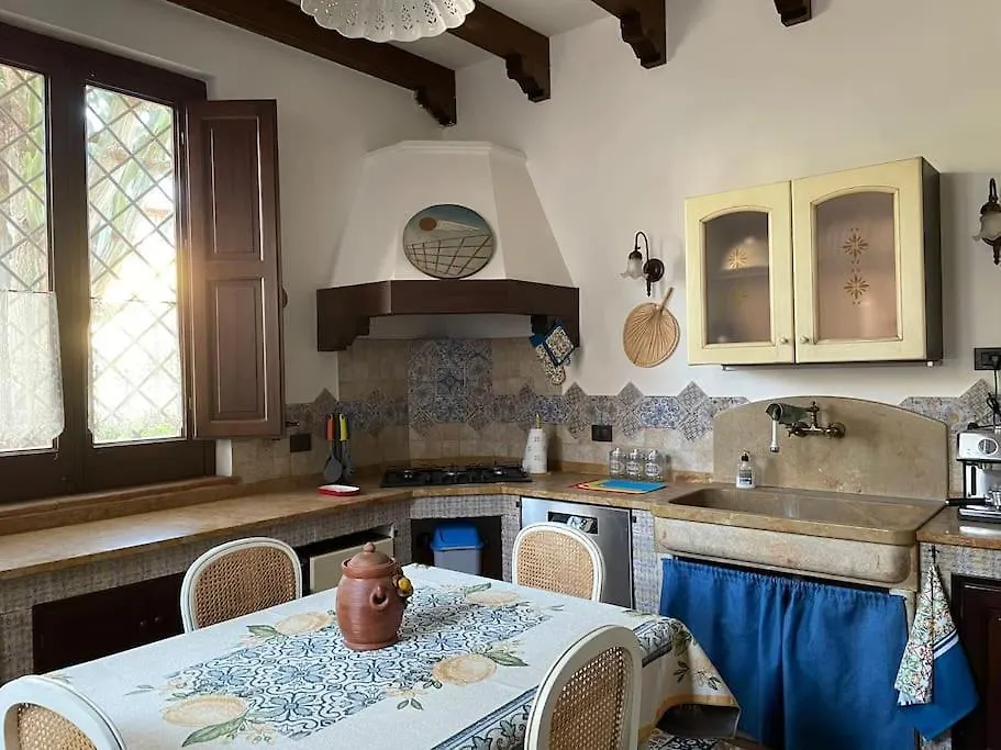 Villa Rubino Ai Colli 팔레르모 0*,